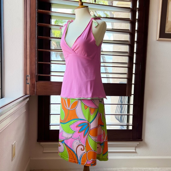 Pink and Green Reversible Maternity Top - Picture 1 of 13